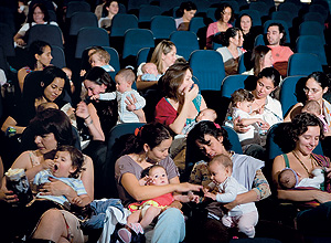 CineMaterna: as mamães podem amamentar e trocar experiências sobre maternidade